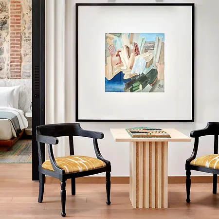 Aliee - A Paris Society Collection Hotel