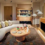 Aliee - A Paris Society Collection 5*