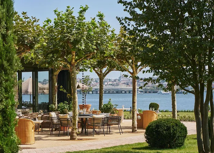 Aliee - A Paris Society Collection Istanbul