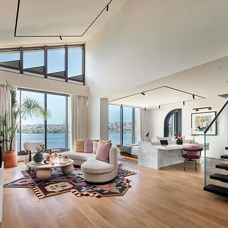 Aliee - A Paris Society Collection