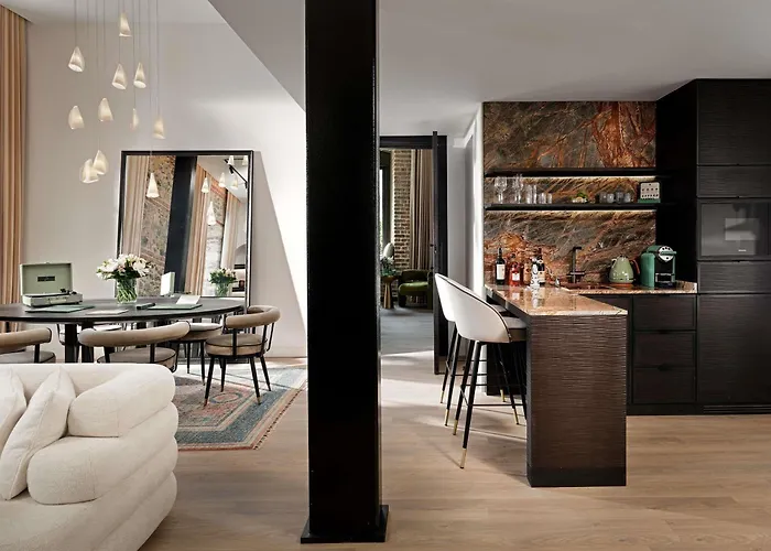 Aliee - A Paris Society Collection