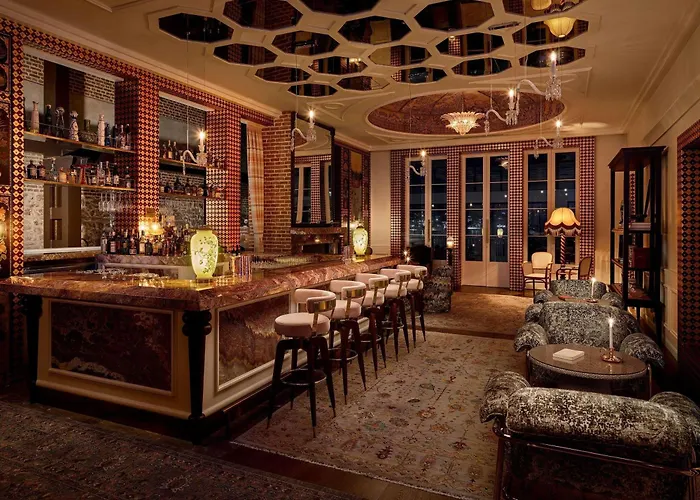 Aliee - A Paris Society Collection 5*